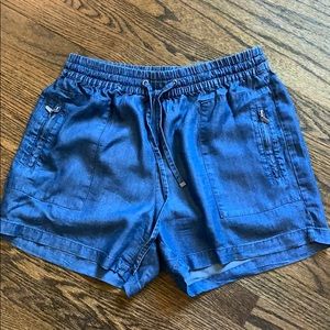 High waist blue shorts